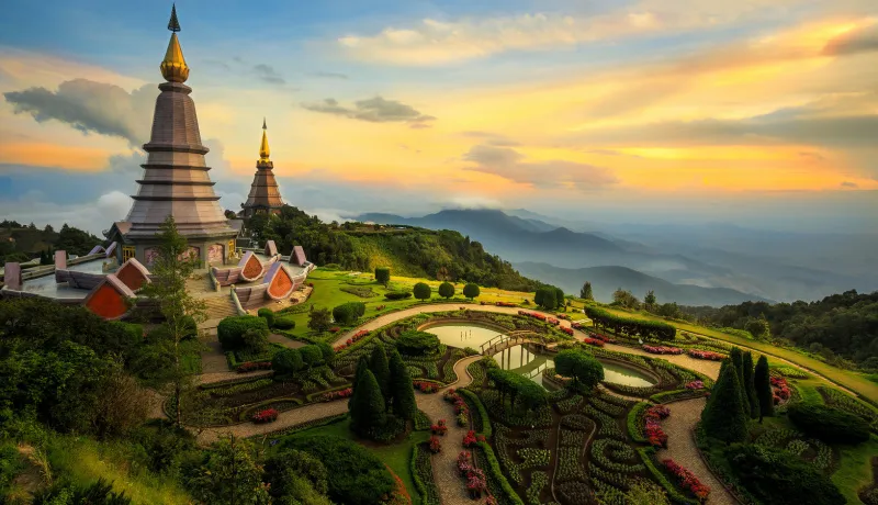 La grande pagode des reliques sacrées Nabhapolbhumisiri